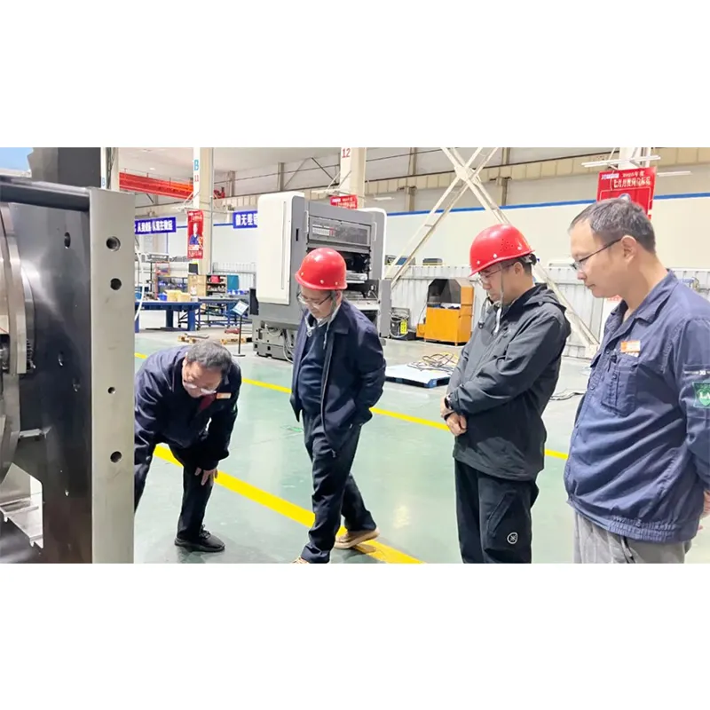 Визит и обмен мнениями экспертов Пекинского полиграфического института в «Новую инновацию»