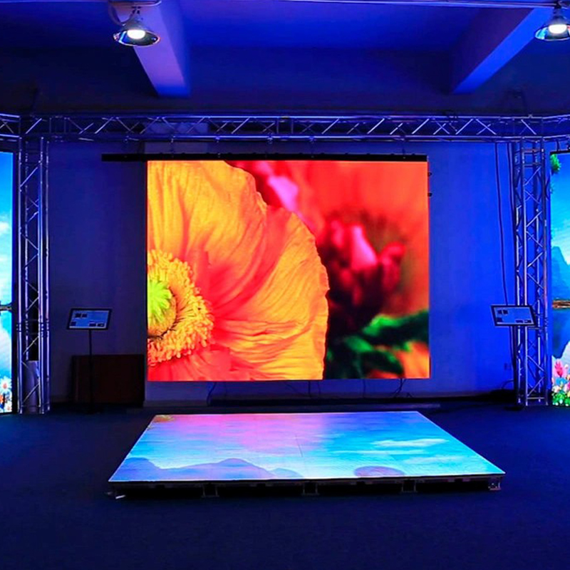 Чехол для R5 Plus на фоне сцены, Сингапур, Республика Сингапур