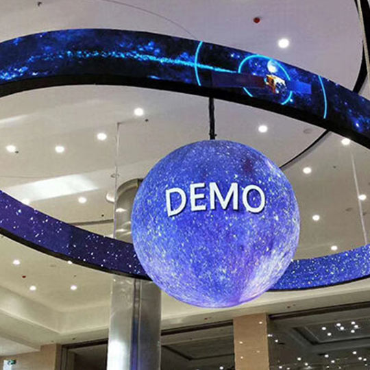 Кейс X-образной гибкой серии в авиационном центре Кеннеди, США