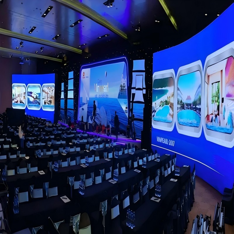 Кейс FS Plus в отеле，Дубай, ОАЭ