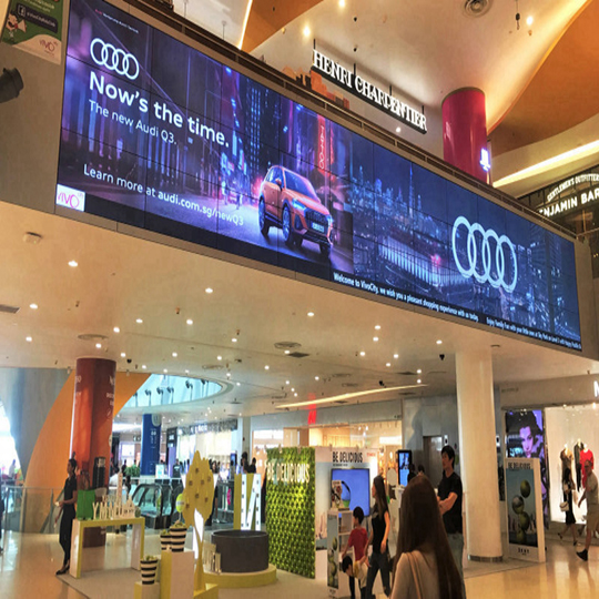 Светодиодный корпус FS в коммерческом центре, Бандунг, Индонезия