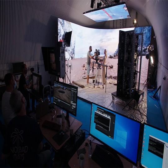 B Case для лондонской кинокомпании: Резкий, высококачественный светодиод