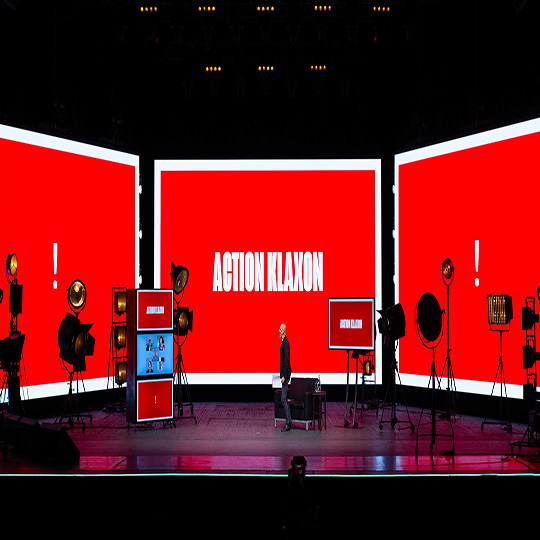 Светодиодный дисплей для модели R5 Plus – функция Paris TV