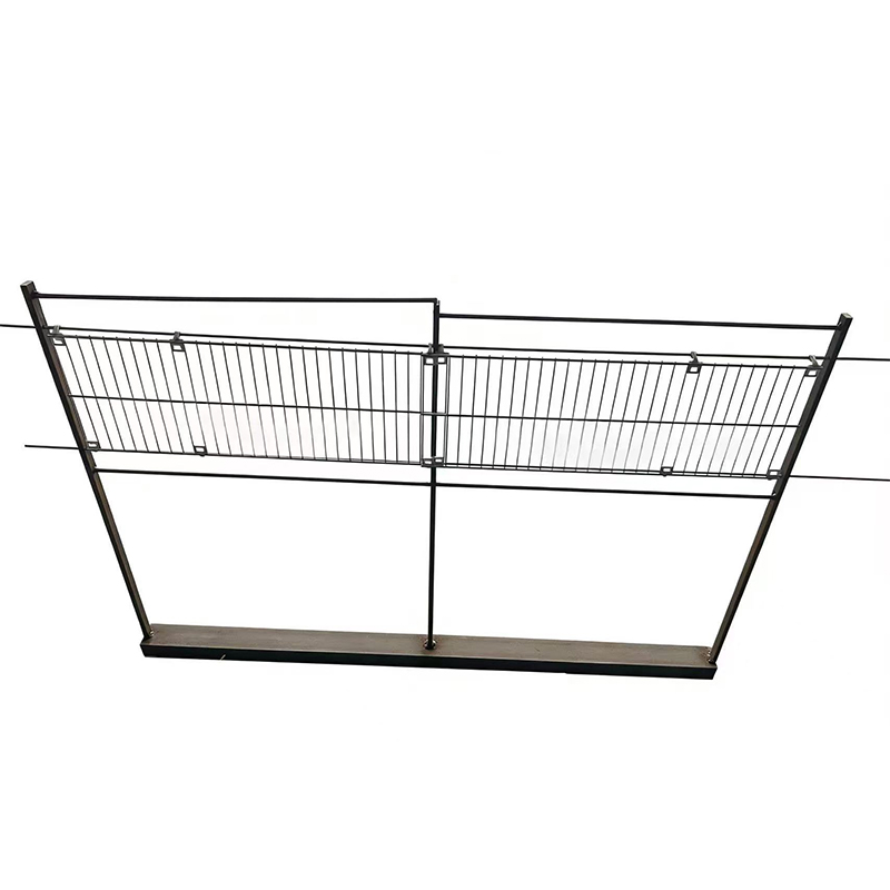 Дверца клетки