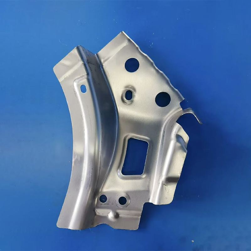 Автомобильные детали из листового металла