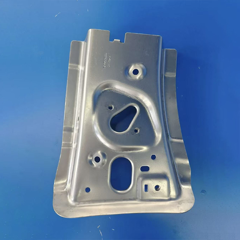 Автомобильные детали из листового металла