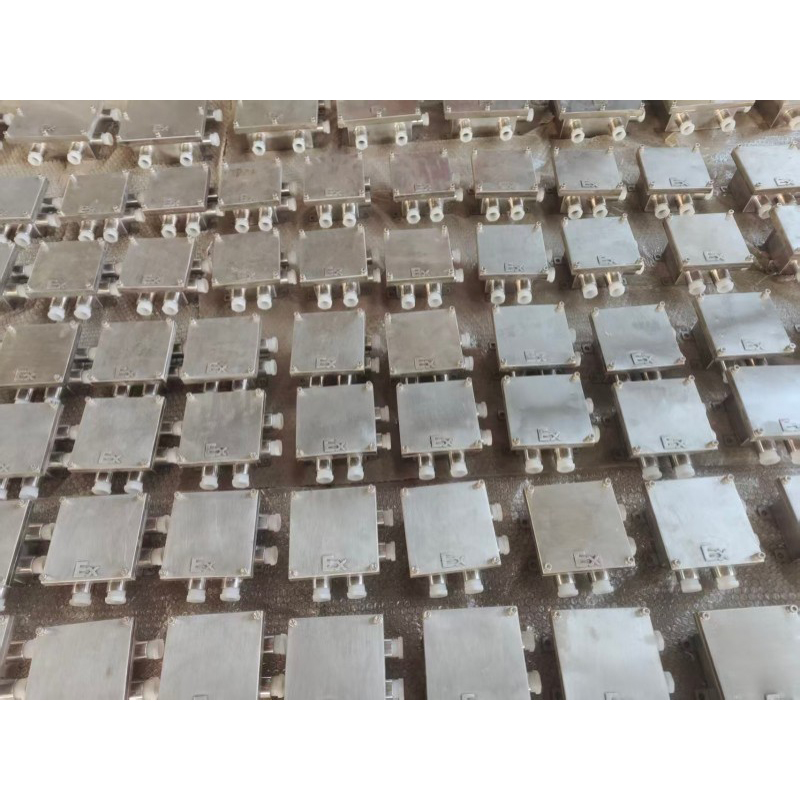 Взрывобезопасная коробка из нержавеющей стали