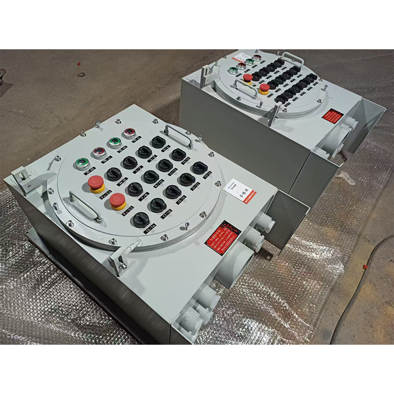 Взрывобезопасная коробка с кнопками управления