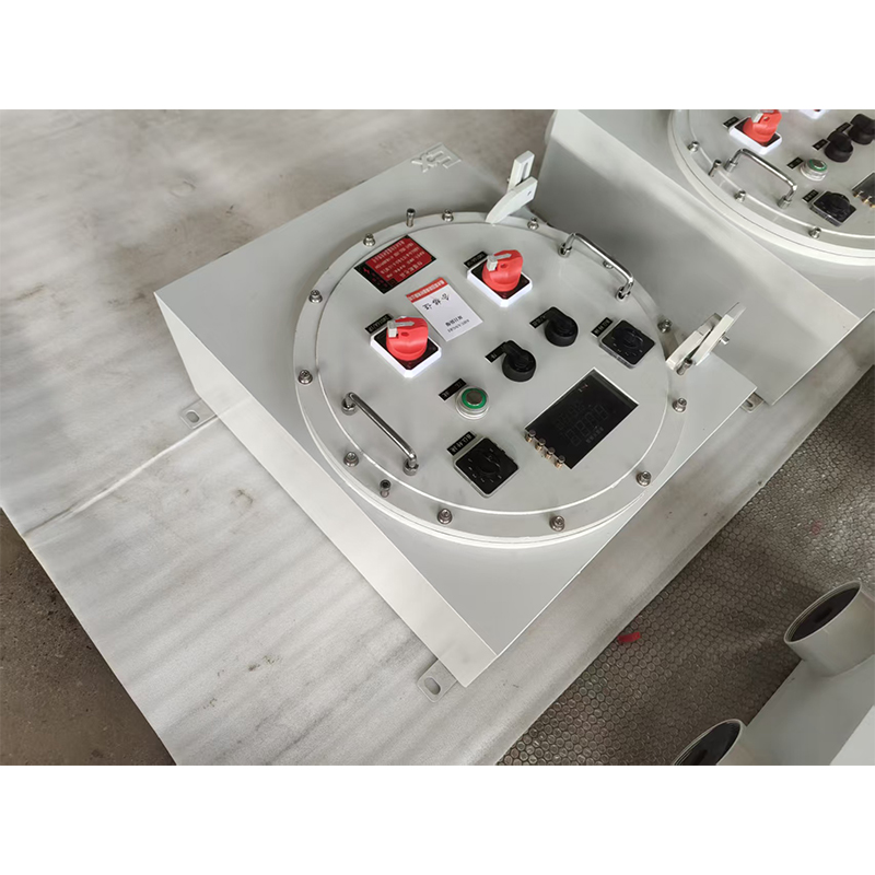 Взрывобезопасная панель подключения с кнопками запуска/остановки