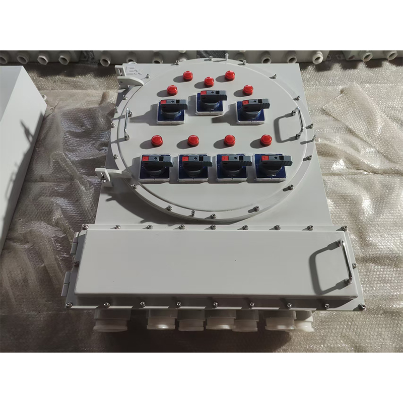 Взрывобезопасная панель распределения и управления