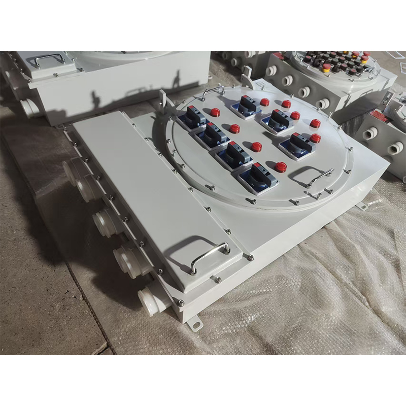 Взрывобезопасная панель распределения и управления