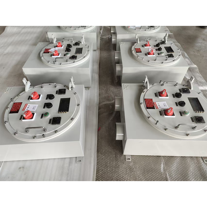 Коробка управления взрывобезопасная с подключением проводов