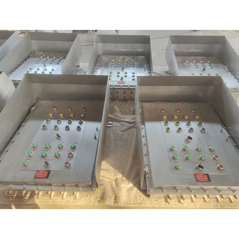 Многофункциональный взрывобезопасный шкаф управления