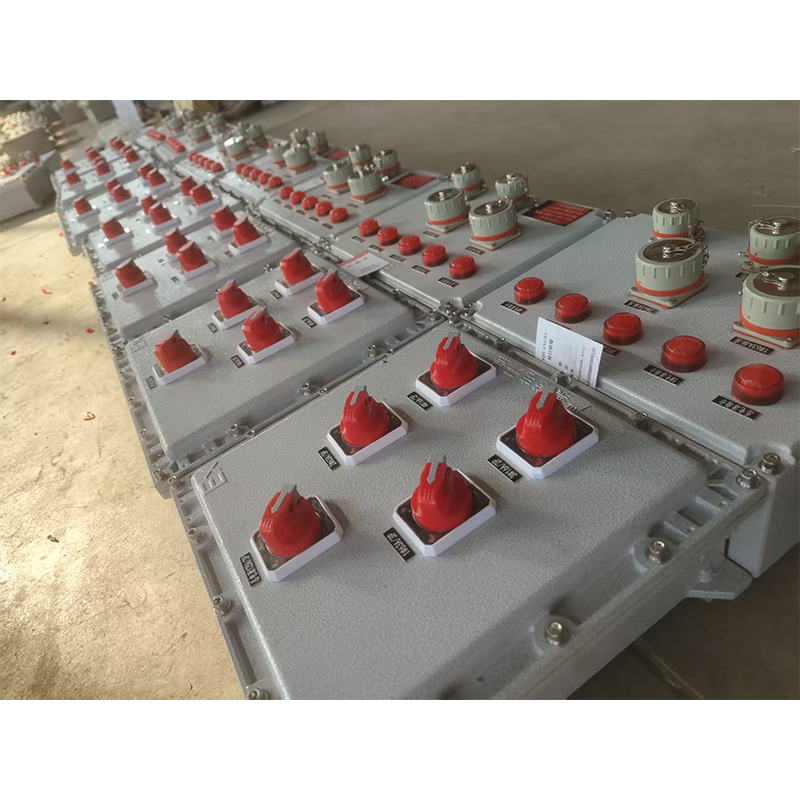 Распределительная коробка из литого алюминия