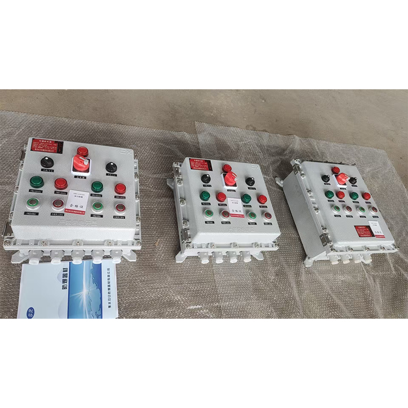 Распределительная коробка из литого алюминия