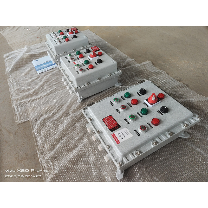 Распределительная коробка из литого алюминия