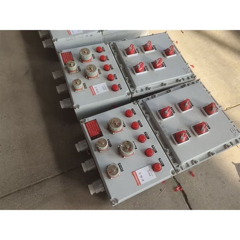 Распределительная коробка из литого алюминия