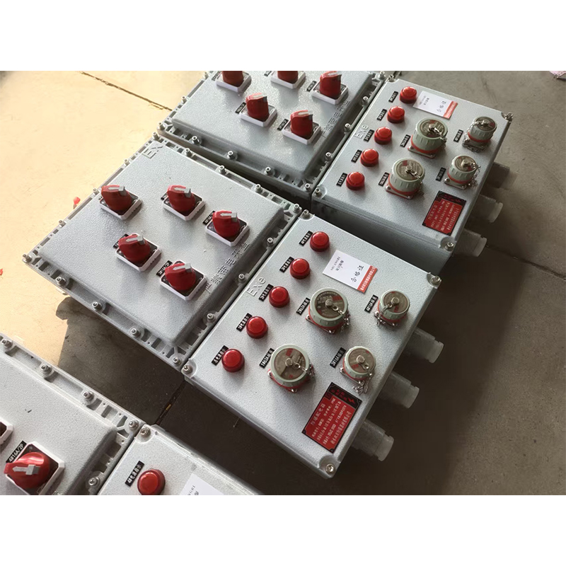 Распределительная коробка из литого алюминия