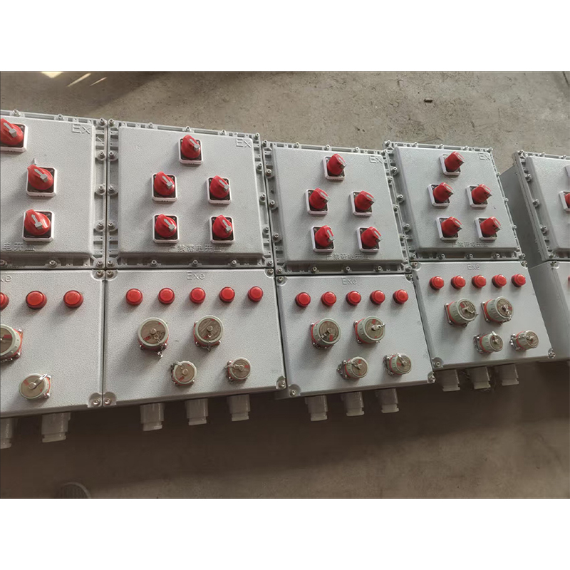 Распределительная коробка из литого алюминия