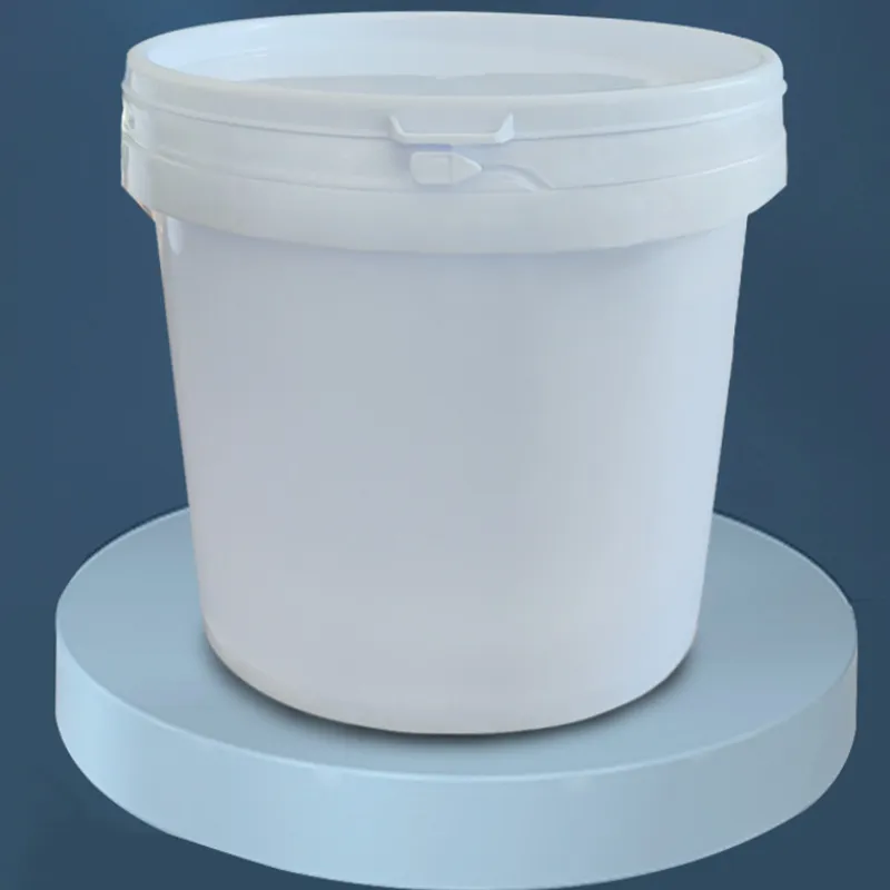Пластиковое ведро