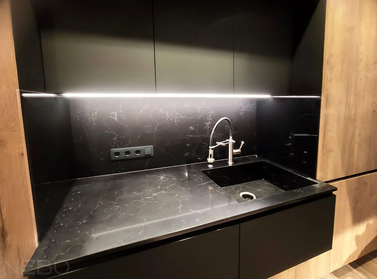 Китай корпус черный с закаленным стеклом: надежные поставщики