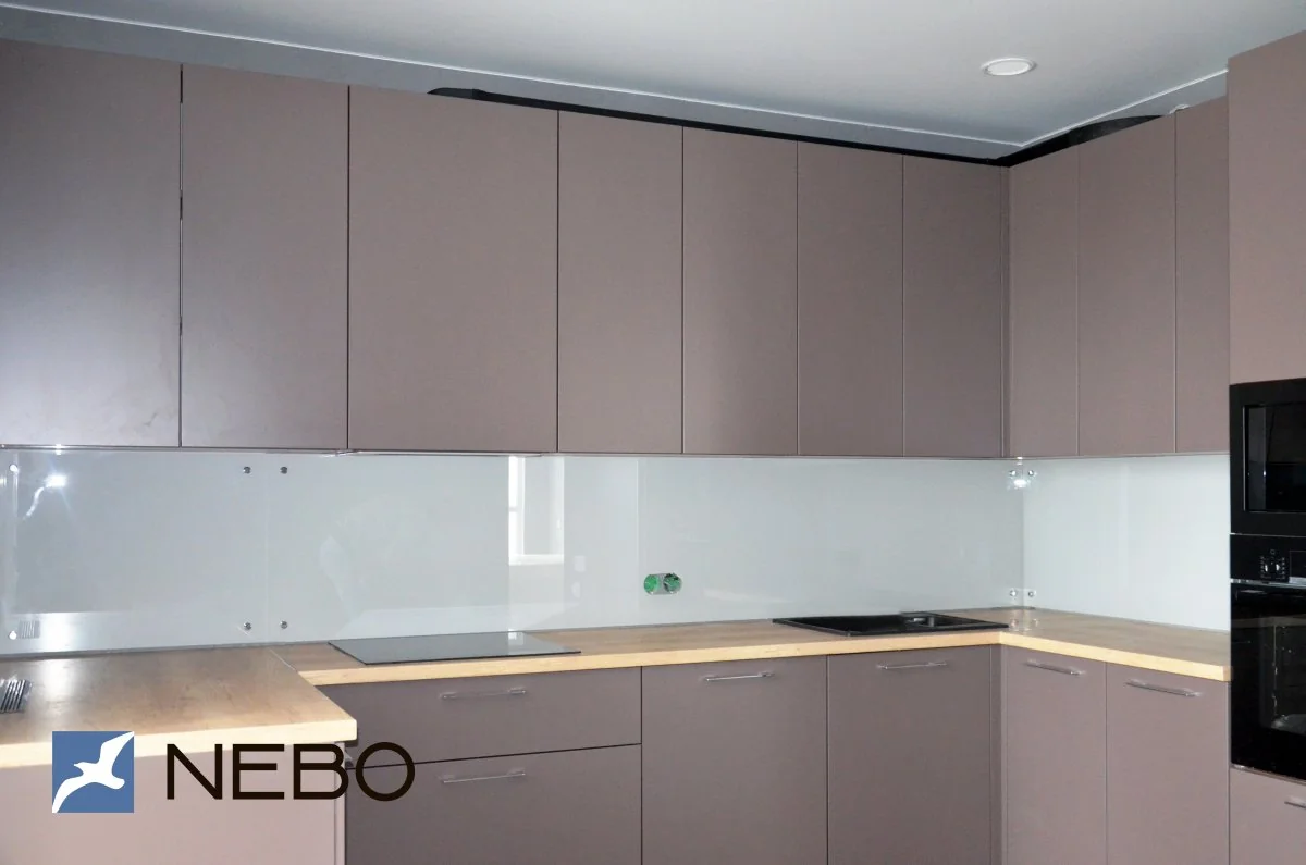 Китай стеклянный фартук из закаленного стекла для кухни: надежные поставщики