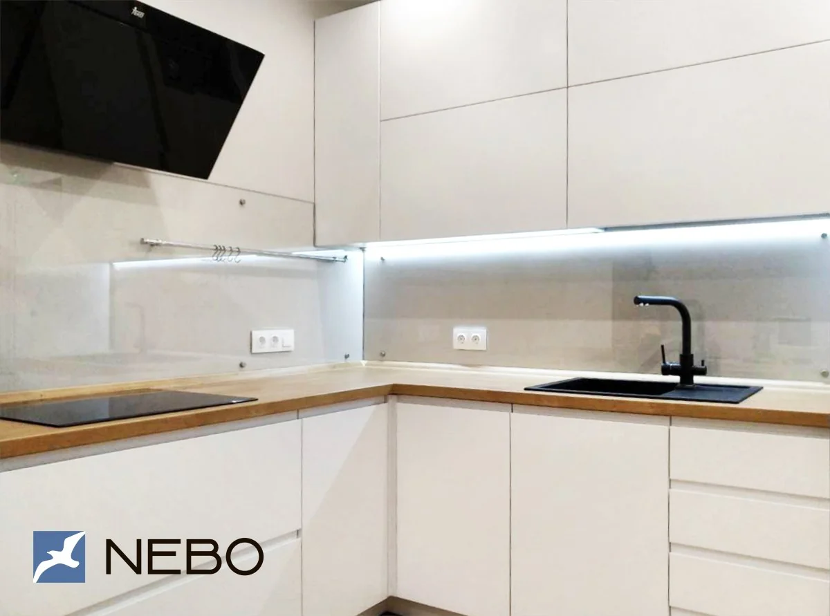 Китай стеклянный фартук из закаленного стекла для кухни: надежные поставщики