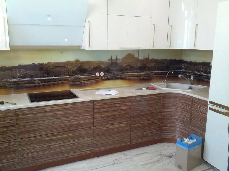 Китай стеклянный фартук из закаленного стекла для кухни: надежные поставщики