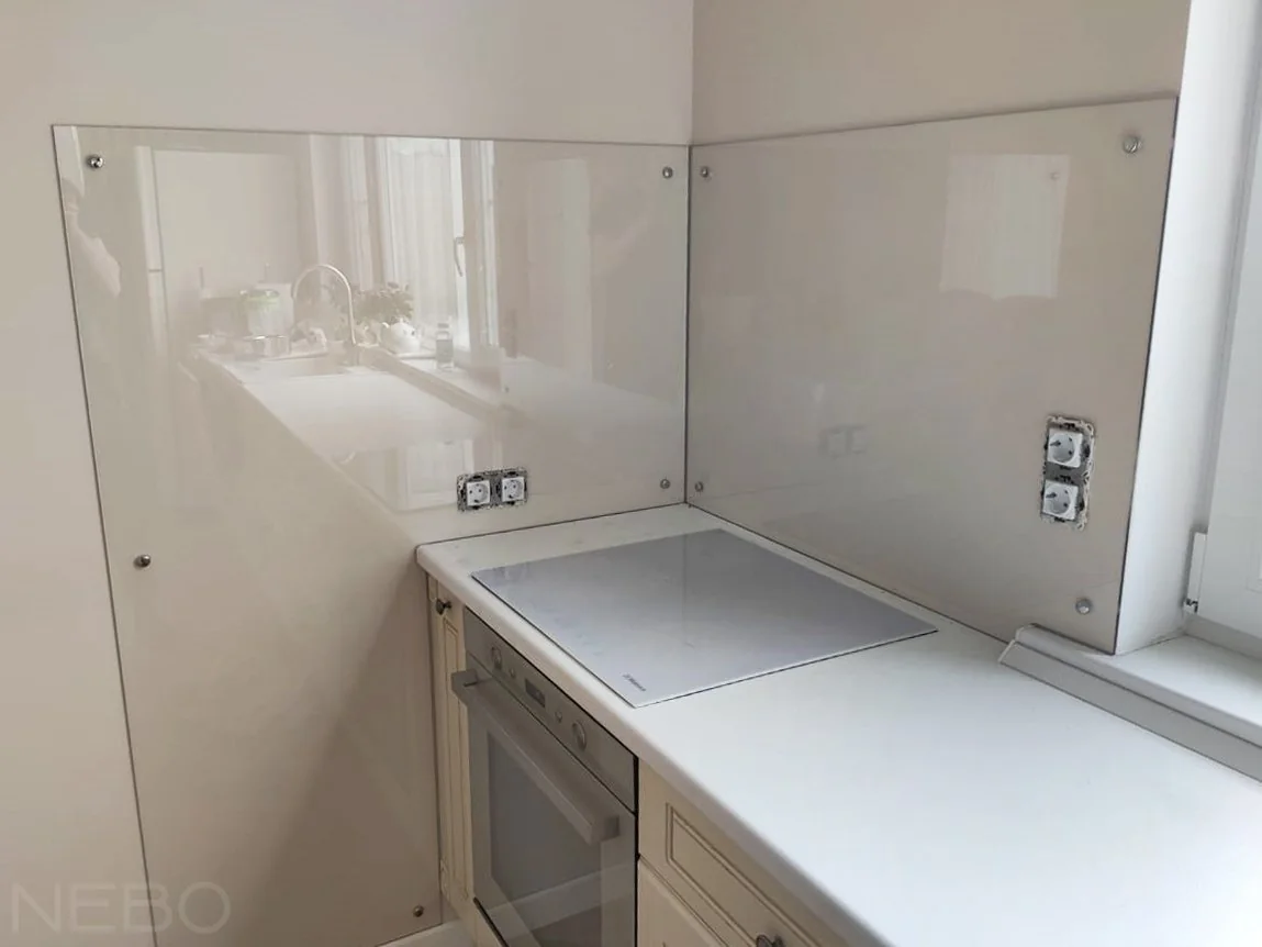 Китай закаленное стекло для плиты на стену: надежные поставщики