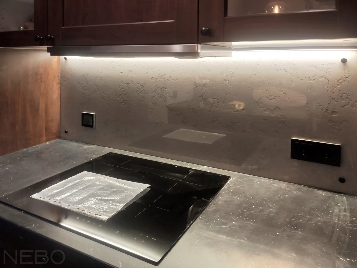 Китай закаленное стекло для плиты на стену: надежные поставщики