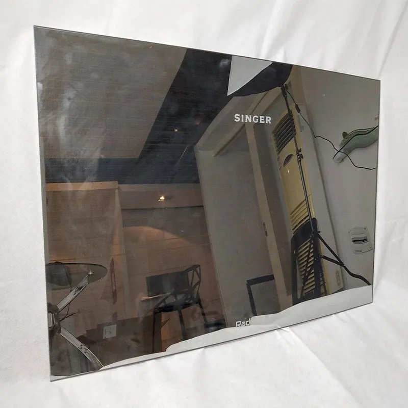 Заводское изготовление на заказ Зеркало для кухни из закаленного стекла с черным рисунком, напечатанное на стеклянном листе для домашнего холодильника