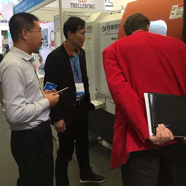 Основная команда Юаньто изучает технологии анкерного уплотнения на Азиатской выставке трансмиссий 2017 года