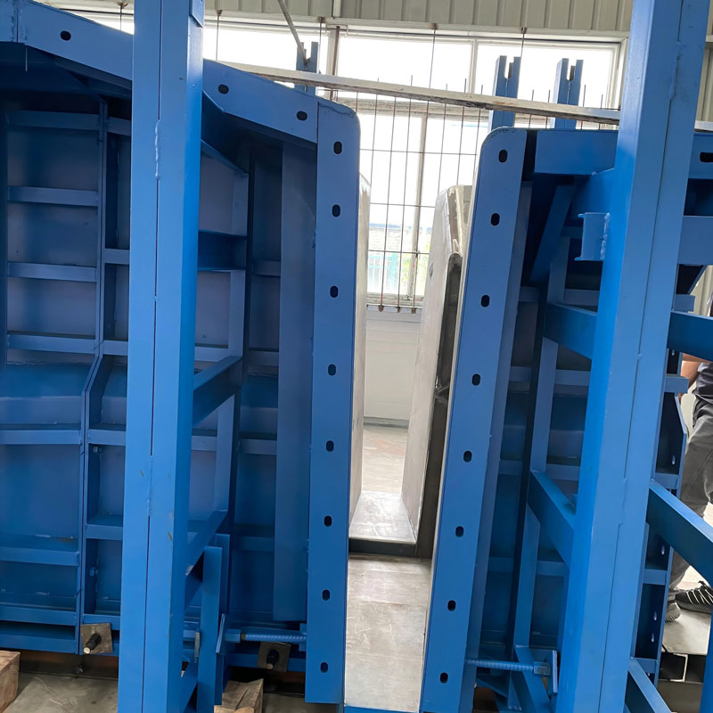 Стальные опалубки для коробчатых балок (внутренняя и наружная опалубка)