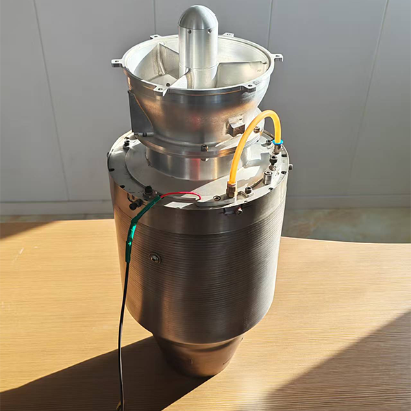 Двигатель с тягой 80 кгс