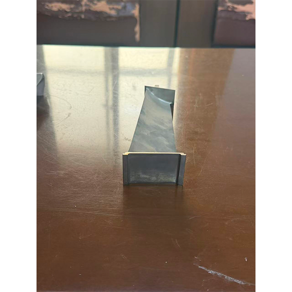 Лопатка низкого давления