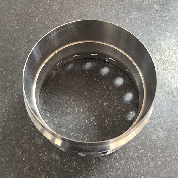 Поворотный корпус