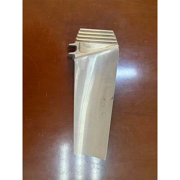 Турбинная лопатка