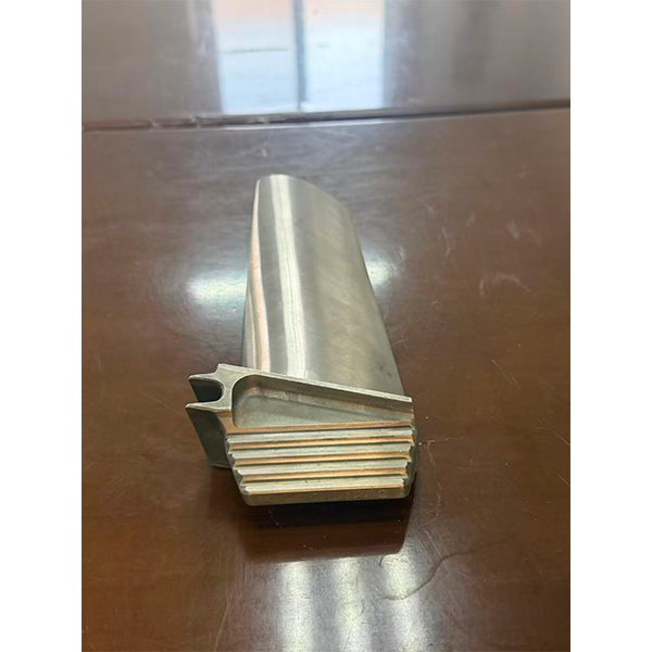 Турбинная лопатка