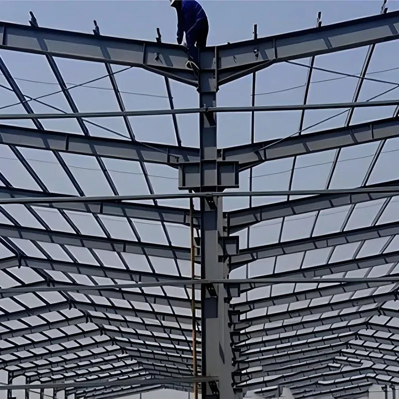 Каковы существенные преимущества зданий со стальными конструкциями с точки зрения несущей способности по сравнению с традиционными зданиями?