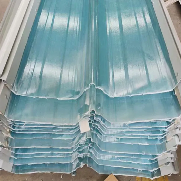 Светопропускающая панель  из стеклопластика со ...