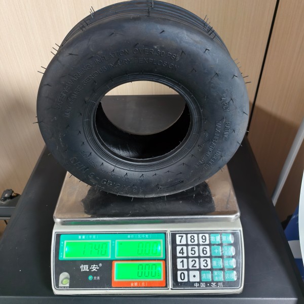 Бескамерное колесо с продольным рифлением 13×500-6