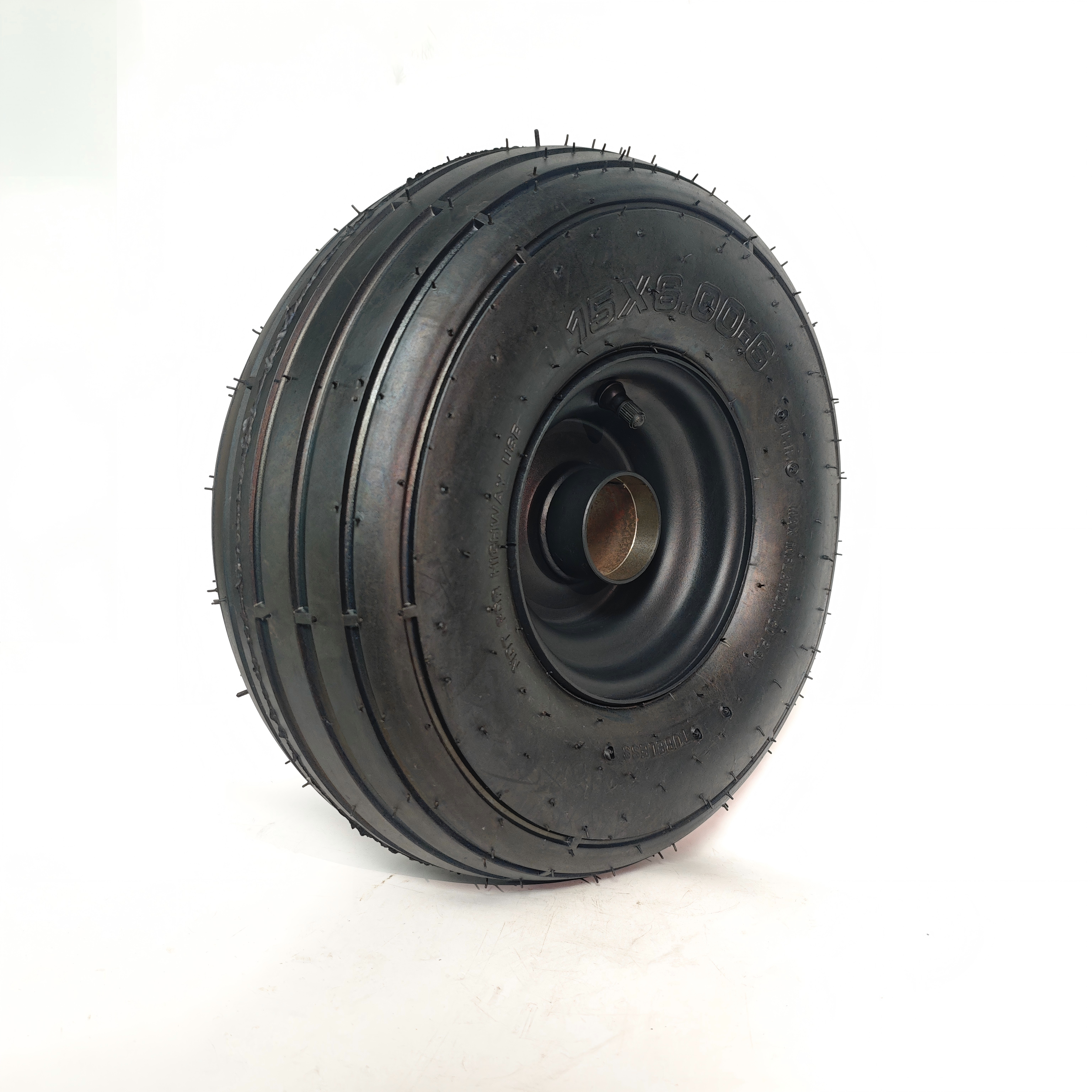 Бескамерное колесо с продольным рифлением 15×6.00-6