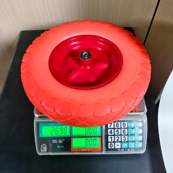 Вспененное колесо с квадратным протектором 480-400-8