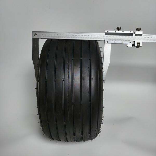 Колесо с камерой и продольным рифлением 18×850-8