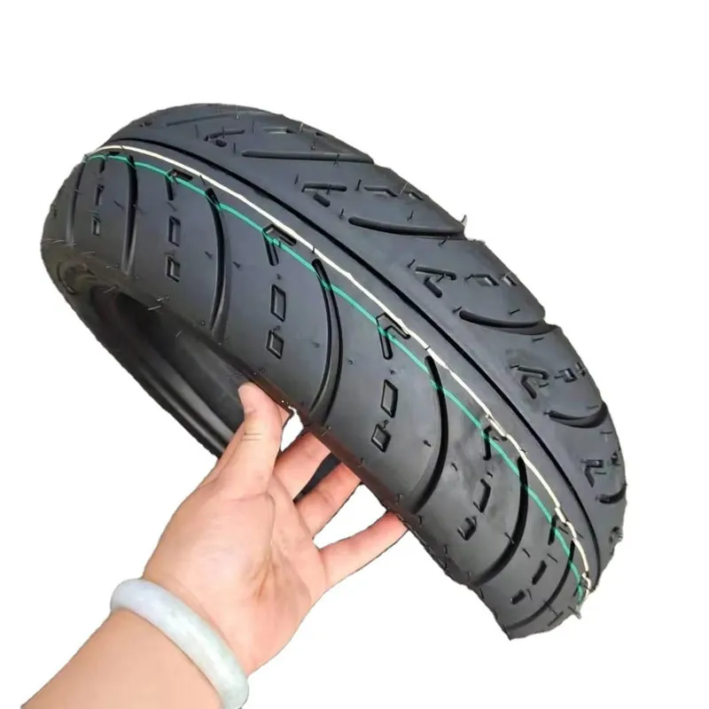 Городская мотоциклетная шина MT067