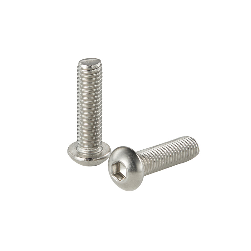 Винт с полукруглой головкой и шестигранным углублением ISO 7380