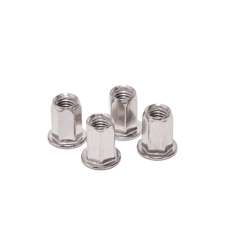 Гайка заклёпочная с фланцем и шестигранным корпусом