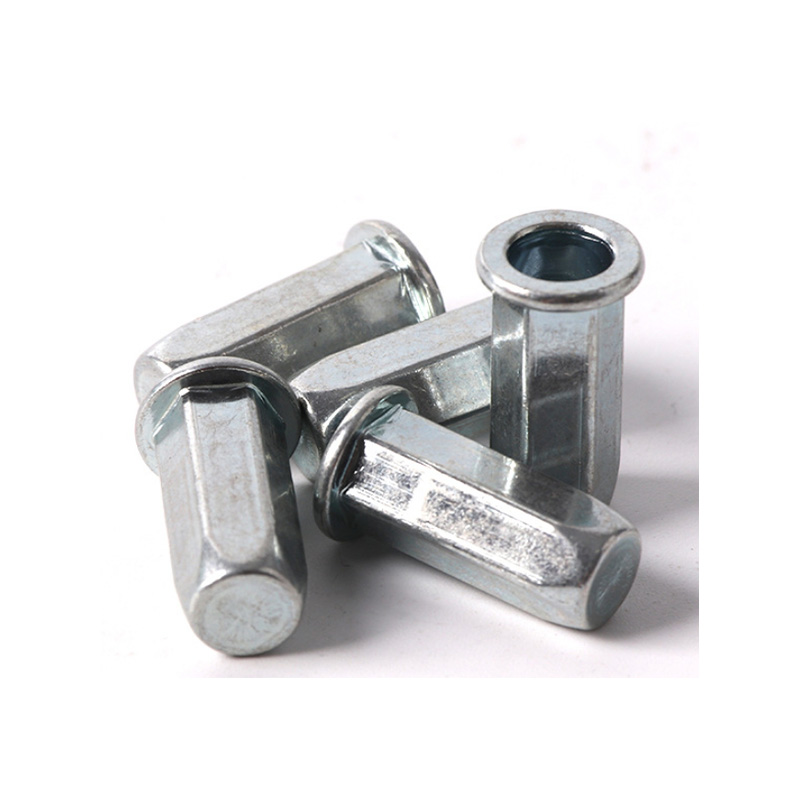 Заклёпочная гайка с плоской головкой, шестигранным корпусом и закрытым концом