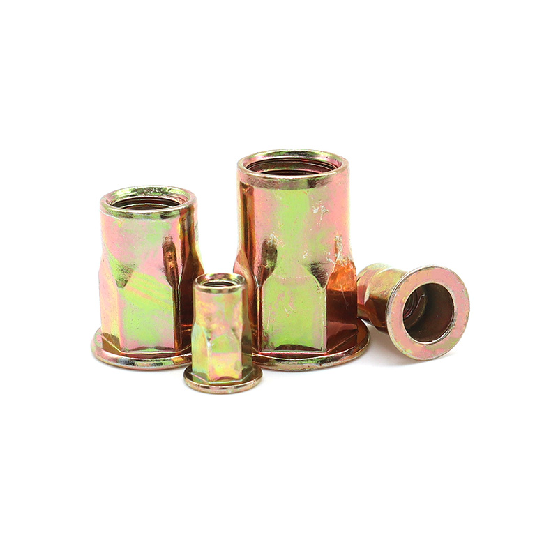 Гайка заклёпочная с фланцем и неполным