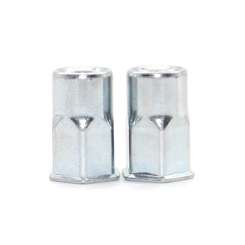 Заклёпочные гайки с уменьшенной потайной головкой и внутренним и наружным полушестигранником